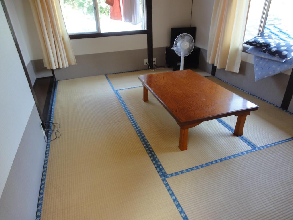 Hotel Kuroemuso Katsuura  Exterior foto